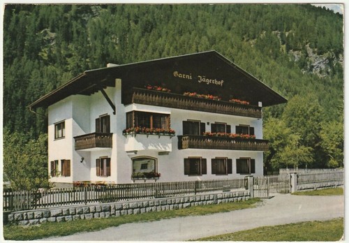 Prati vizze presso - di,