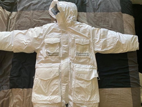 Parka canda goose snow - canda,