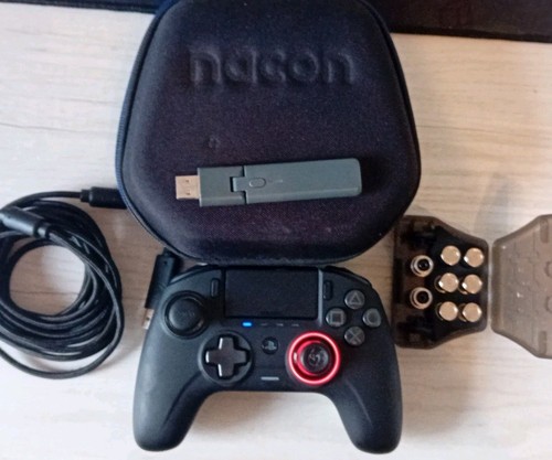 Nacon revolution pro - revolution,