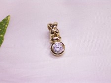 CIONDOLO CON PIETRA DI