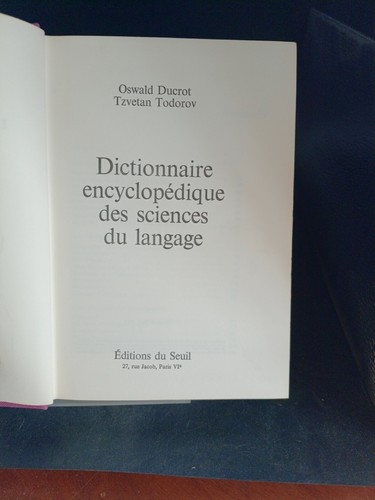 Dictionnaire encyclopédique - dictionnaire,