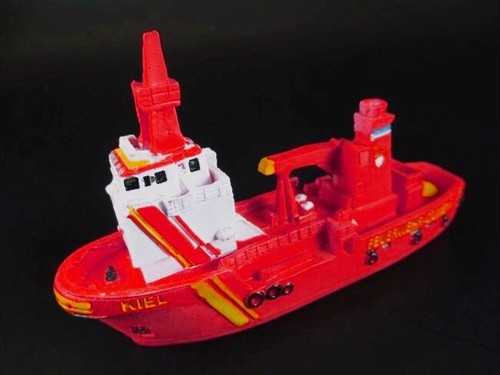 Nave barca fuoco nave