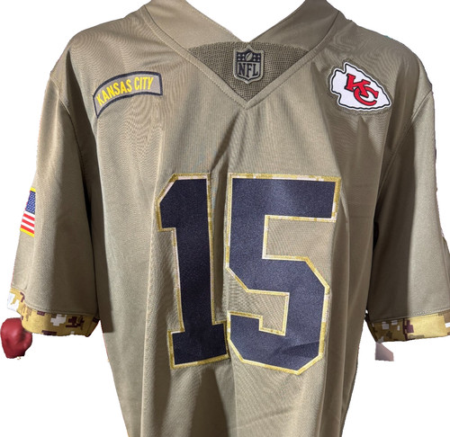 Pat mahomes chiefs salute - mahomes,
