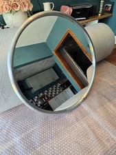 Specchio da parete rotondo a