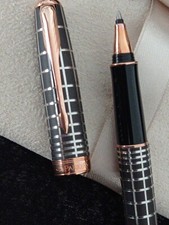 Stylo Parker Sonnet Premier Brown Rubber Rollerball Pen 18K Rose Goldplated Trim