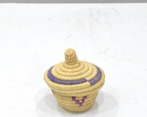 Cestino con coperchio - , in