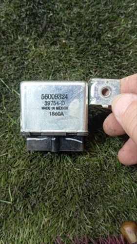56009324 scatola relè