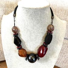 Collana di perline grosse