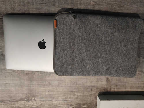 Apple macbook pro 13in - macbook, (2017)