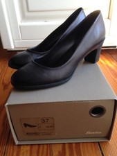 Decollete Bata Nero numero 37