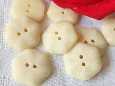 Set Di 8 Grandi Bottoni