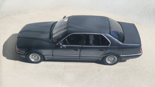 Bmw 730i e32 18 - (minichamps), 1:18