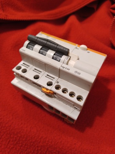 Merlin gerin multi9 c40n - gerin, c25