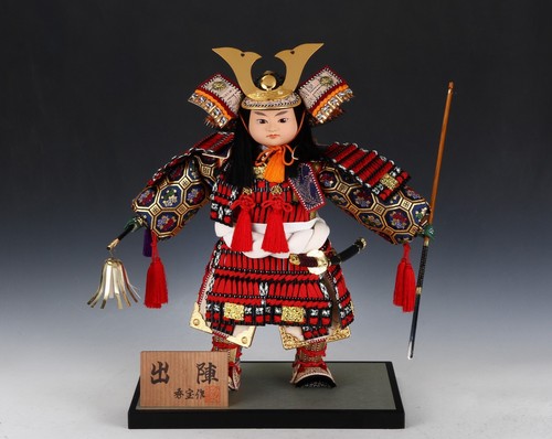 Bambola samurai giapponese