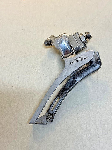 Deragliatore anteriore doppio