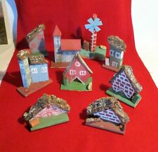 ? CASETTE DEL PRESEPE 9 PEZZI IN LEGNO E CORTECCIA DI ALBERO DIPINTE 717