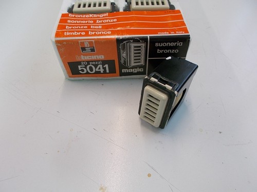 Bticino magic 5042 24v - 24v, 8va