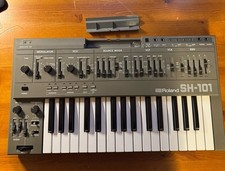 Roland SH 101