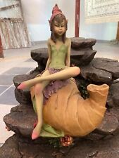 Statua fata Paor in polvere di