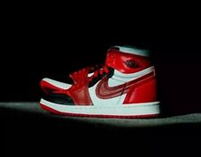 Scarpe NIKE WMNS AIR JORDAN 1 HIGH MM N° 40,5 RED/BLACK FB9891-600 Nuove