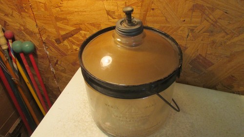 Antico contenitore carburante - contenitore,