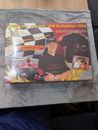 Michael schumacher set 2004 - schumacher, f1