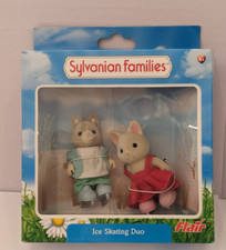Sylvanian family duo di pattinaggio su ghiaccio in scatola