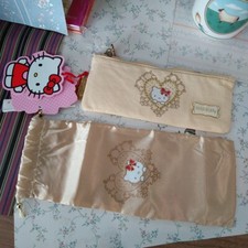 Hello Kitty Bustina Porta