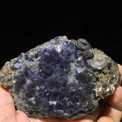 335g rara fluorite fantasma - rara,