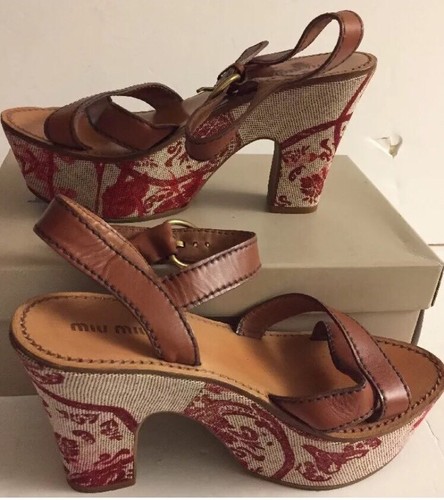 Sandali con tacco - , a