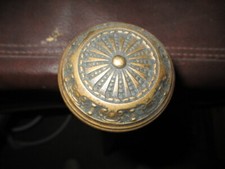 MW.A868: ANTIQUE GOLD ENGRAVED