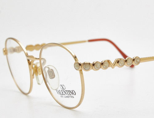 Valentino quiet luxury - quiet,