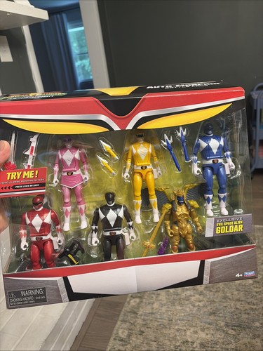 Mighty morphin power rangers - mighty,