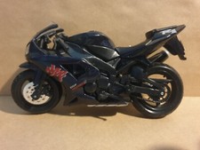 Modellino Moto Maisto Yamaha YZF-R1 1/18