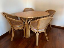 Tavolo ovale in vimini con 4 sedie