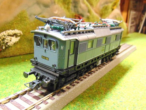 Locomotive électrique la - locomotive,