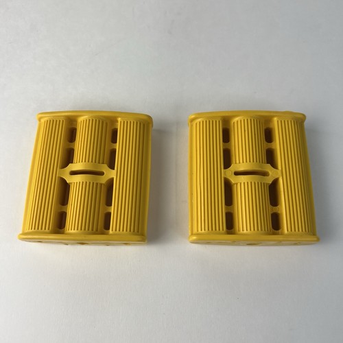 Pedali triciclo vintage - vintage, giallo