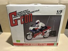 Modellino G-CON Honda VFR 750 R RC30 Scala 1:5