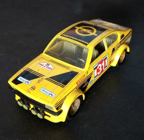 Bburago opel kadett - -,