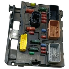 CENTRALINA PORTA FUSIBILI PER