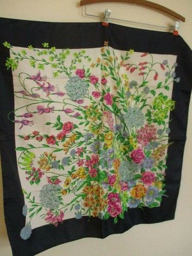 Sciarpa vintage floreale
