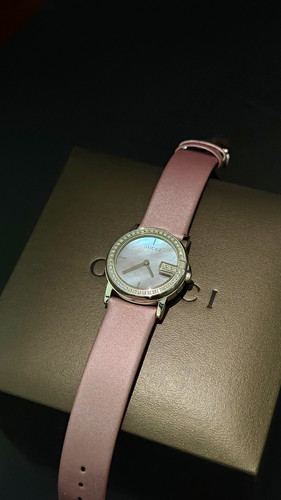 Authentic gucci ya101507 - gucci,