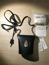 BORSA POCHETTE NERA CALVIN