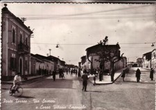 PORTO TORRES  B/N   NON VIAGGIATA  ANNI 50/60 VIA SASSARI  E CORSO VIT. AMANUELE