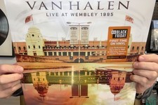 Van Halen – Live At Wembley