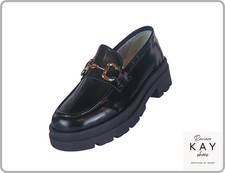 Scarpe da donna nera lucida