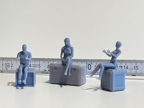Set personaggi 32 - set, seduti