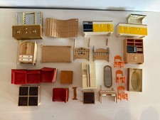 tomy case più piccole mobili