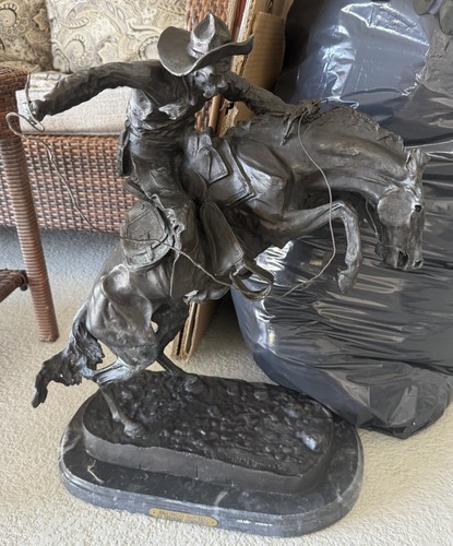 Scultura statua bronzo