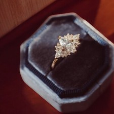 Anello con diamanti taglio